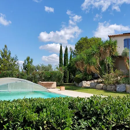 De Luxe Provence Les Collines D'ugernum Piscine Chauffee Entre Arles Nimes Avignon Beaucaire (Gard)