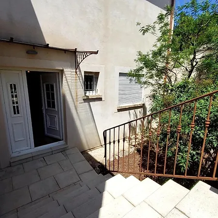 别墅 De Luxe Provence Les Collines D'ugernum Piscine Chauffee Entre Arles Nimes Avignon