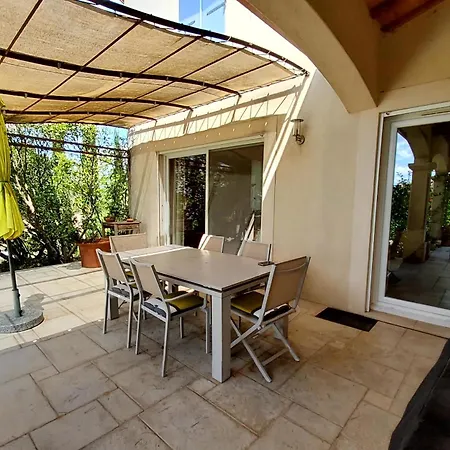 Vila De Luxe Provence Les Collines D'ugernum Piscine Chauffee Entre Arles Nimes Avignon Beaucaire (Gard)