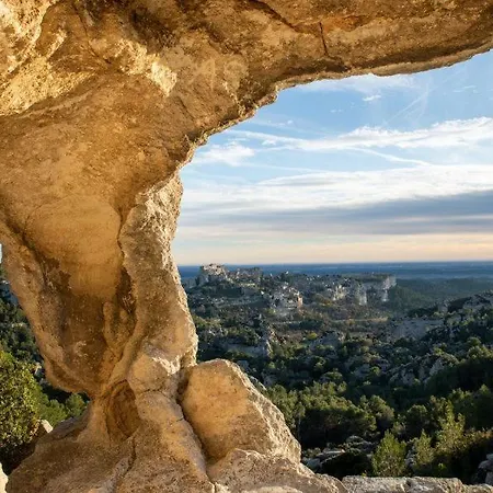 Vila De Luxe Provence Les Collines D'ugernum Piscine Chauffee Entre Arles Nimes Avignon Beaucaire (Gard)