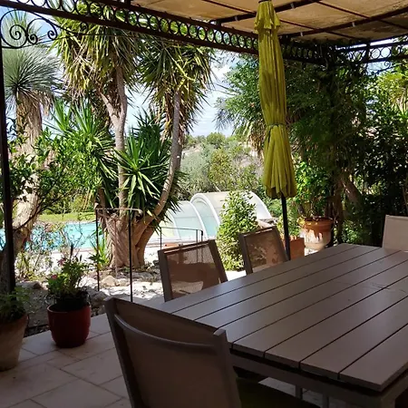 De Luxe Provence Les Collines D'ugernum Piscine Chauffee Entre Arles Nimes Avignon 博凯尔