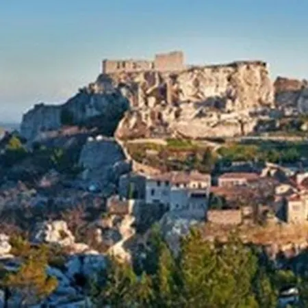 Vila De Luxe Provence Les Collines D'ugernum Piscine Chauffee Entre Arles Nimes Avignon *