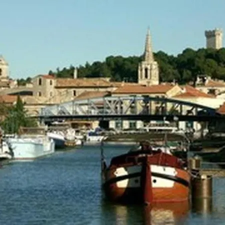 De Luxe Provence Les Collines D'ugernum Piscine Chauffee Entre Arles Nimes Avignon